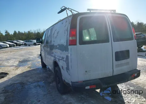 2007 Chevrolet Express Work Van from USA, damaged, VIN 1GCHG35U371175617